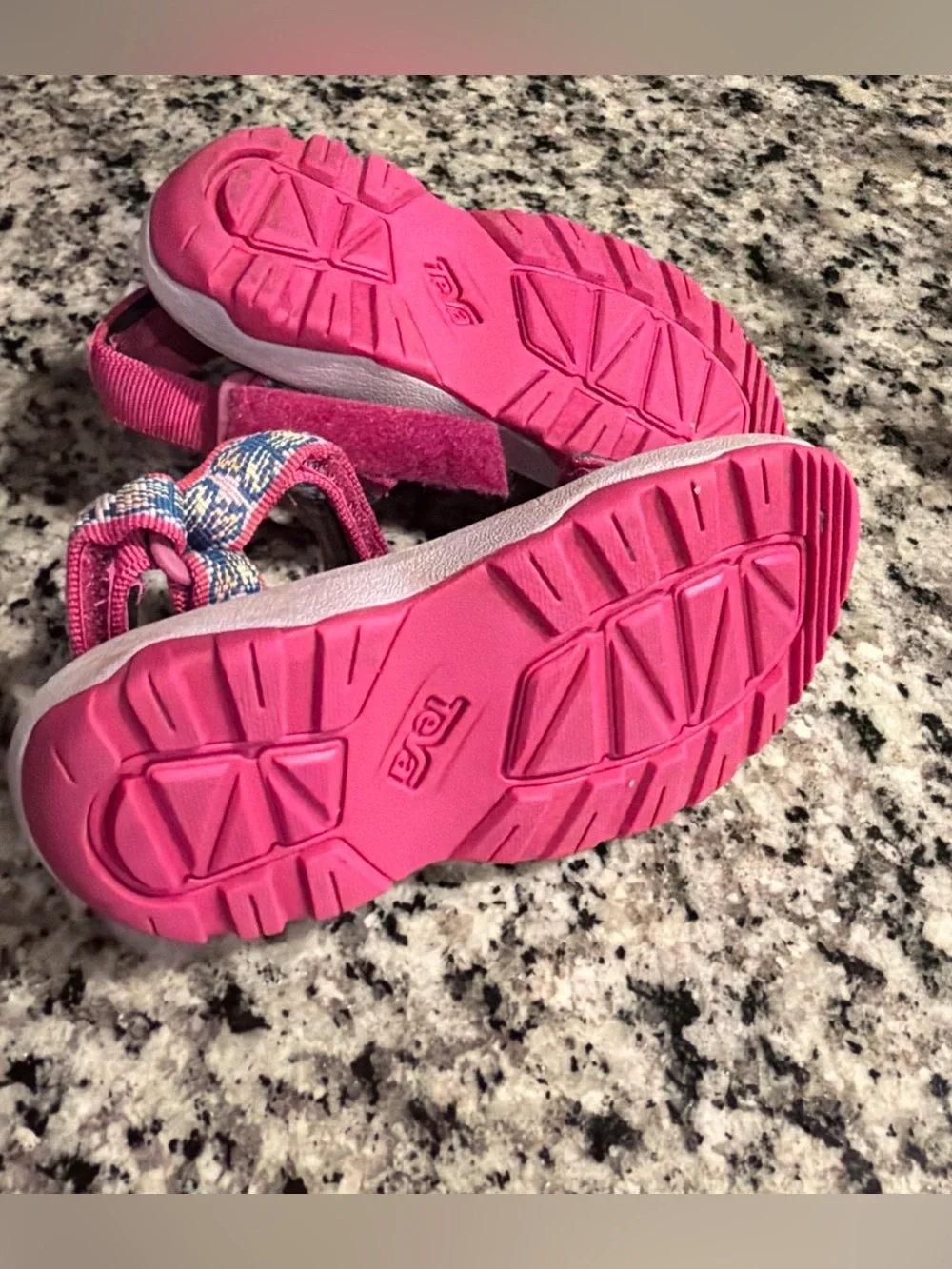 TEVA Little Kids Sandals Size 7 Pink/purple Approx 7